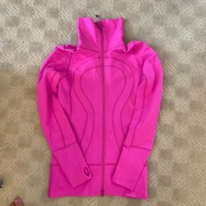 lululemon zip up - like new. No flaws